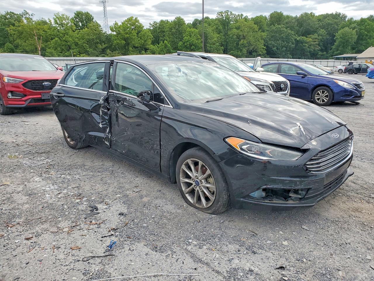 3FA6P0HD1HR310995 2017 FORD FUSION photo no. 4