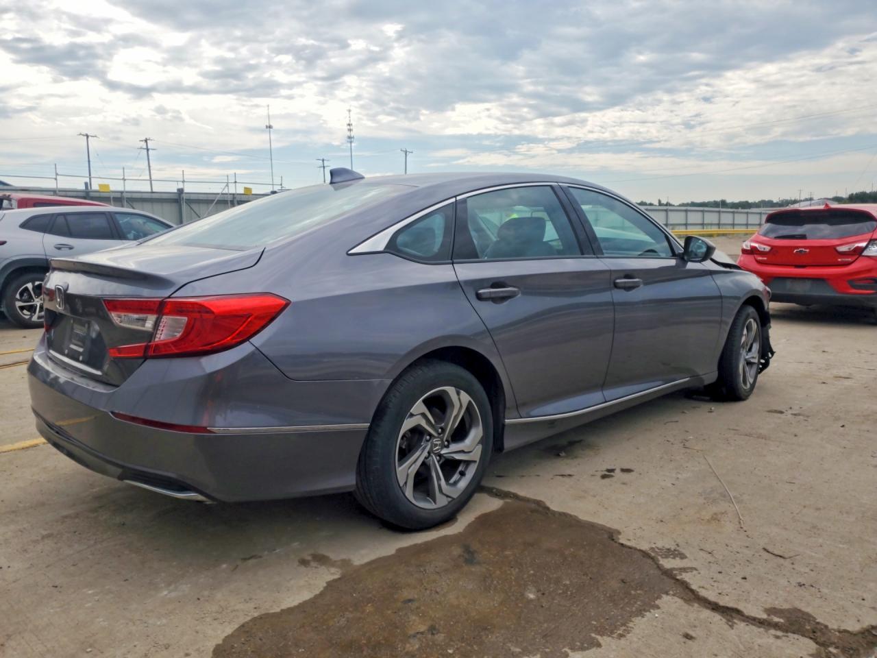 2020 HONDA ACCORD EX — Фото 3 из 12