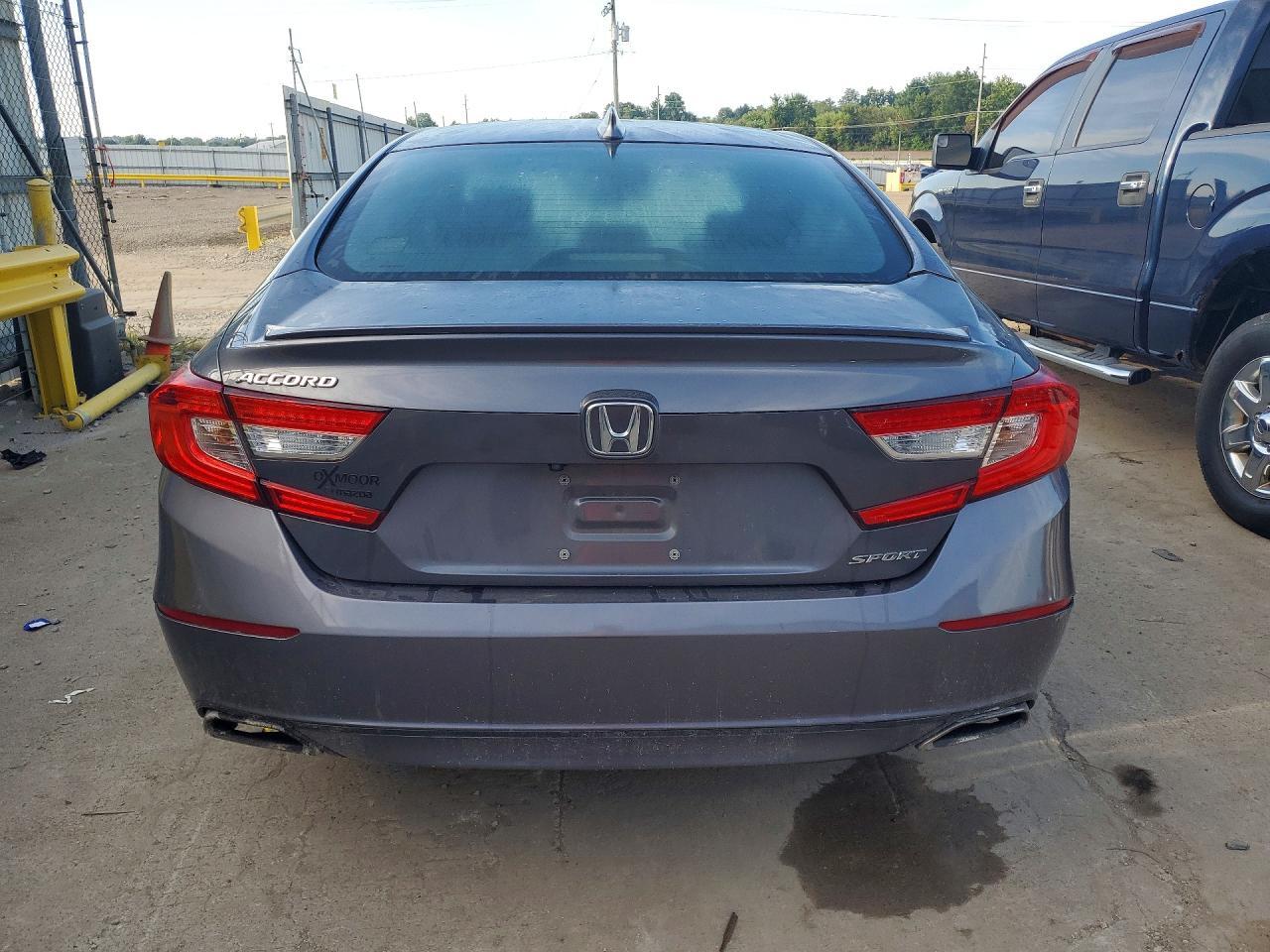 2020 HONDA ACCORD SPORT — Фото 6 из 12