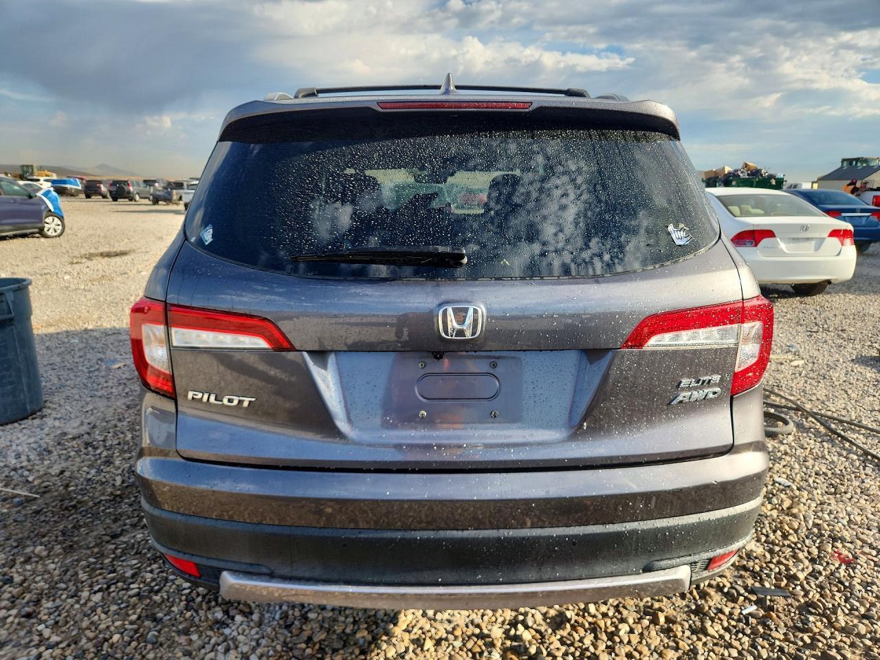 2021 HONDA PILOT TOURING — Фото 6 из 13