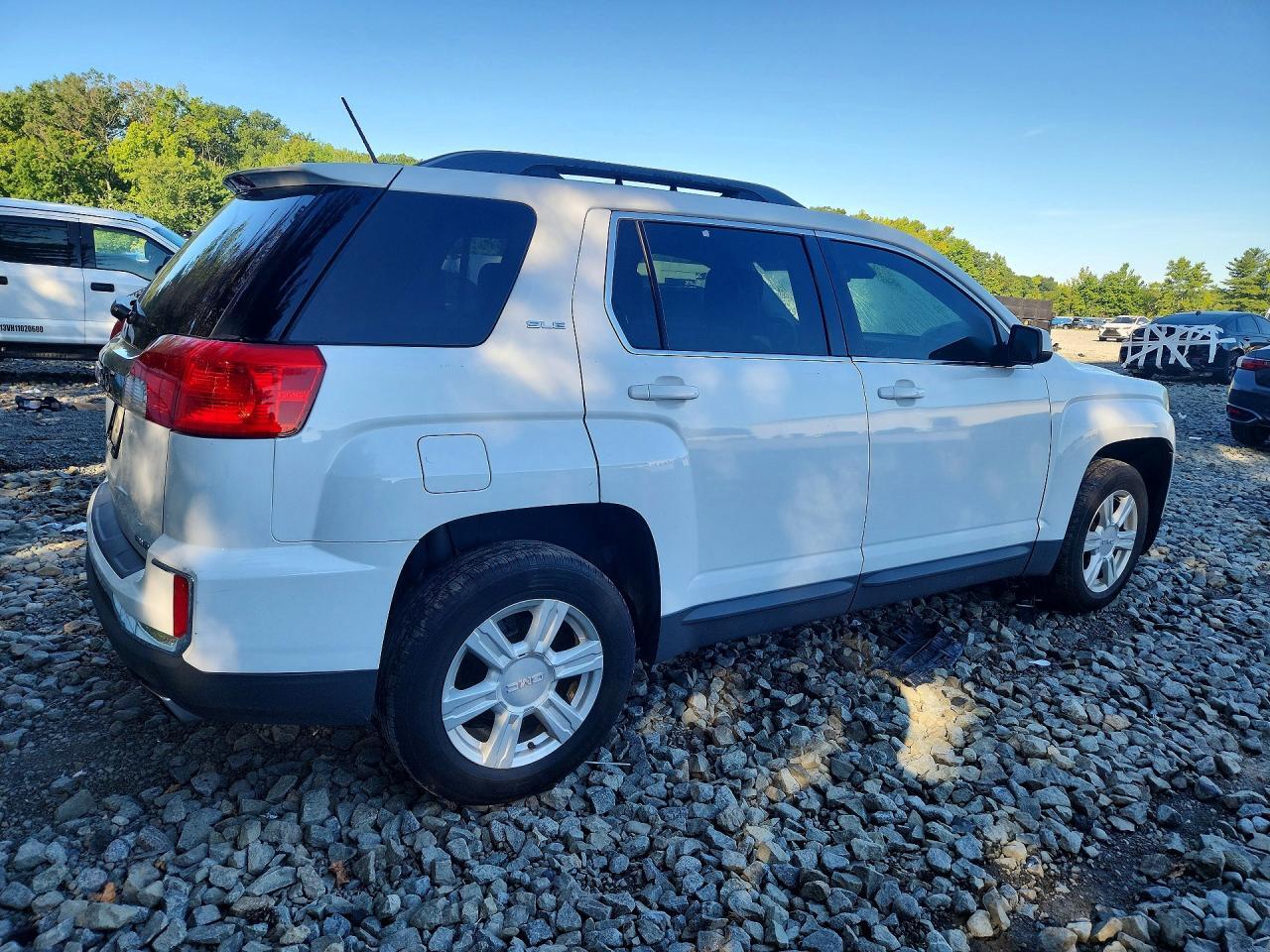 2016 GMC TERRAIN SLE — Фото 3 из 12