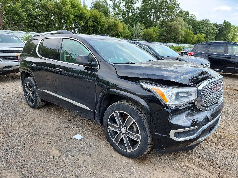 1GKKNPLS5HZ319762 2017 GMC ACADIA photo no. 4