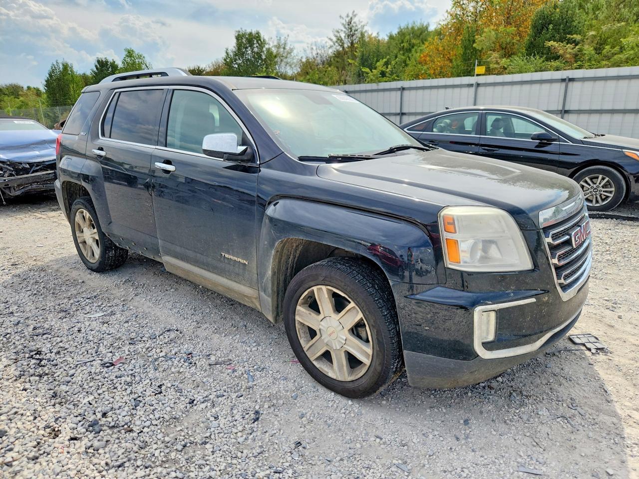 2GKFLUEK0H6320929 2017 GMC TERRAIN photo no. 4