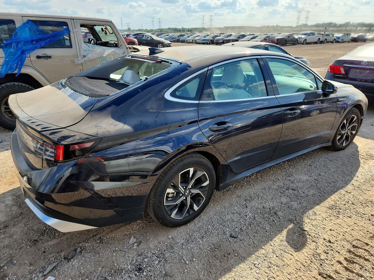 2025 HYUNDAI SONATA SEL — Фото 3 из 13