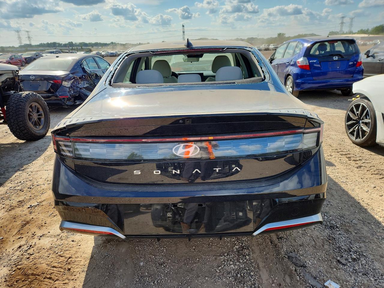 2025 HYUNDAI SONATA SEL — Фото 6 из 13