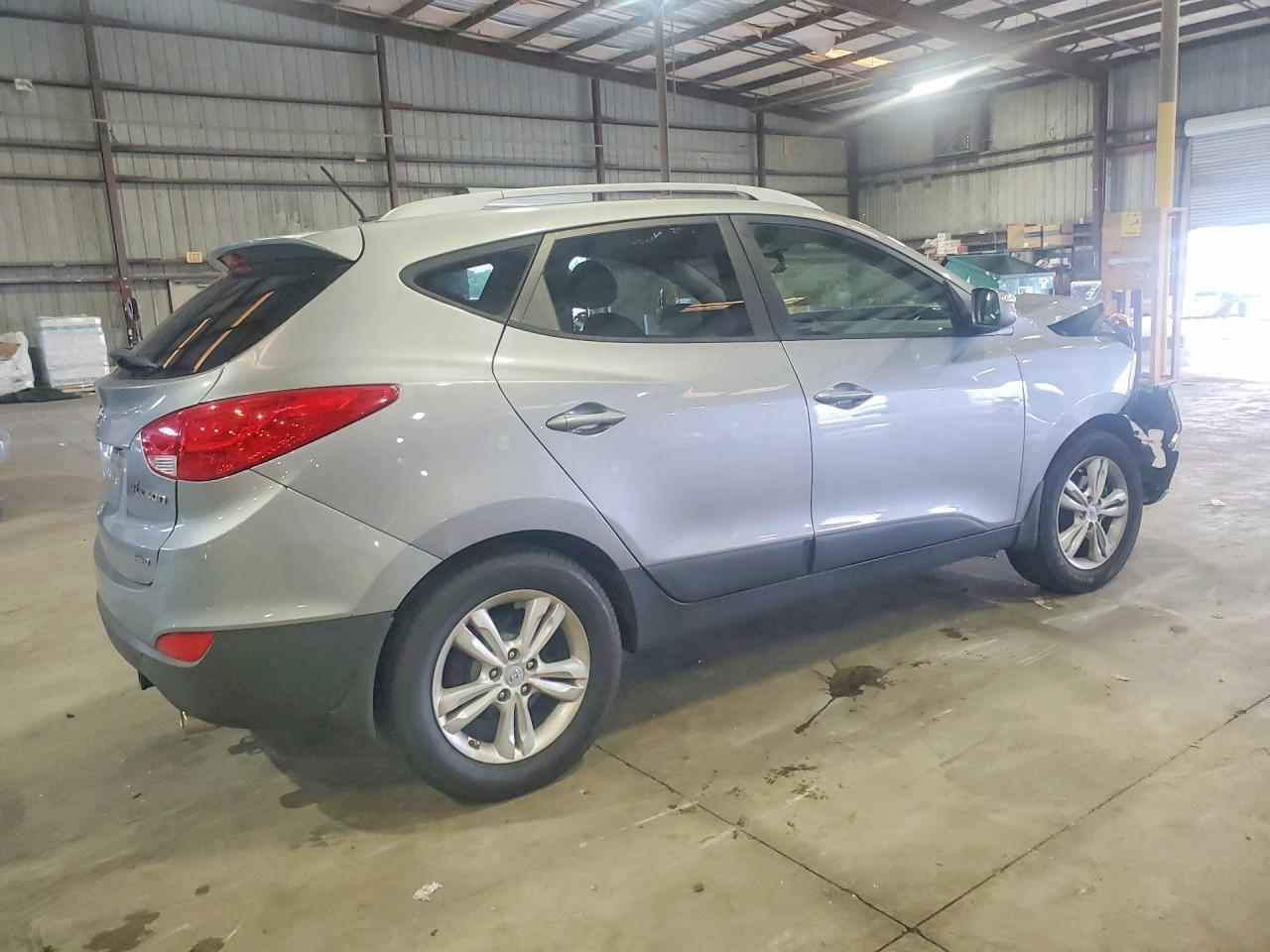 2013 HYUNDAI TUCSON GLS — Фото 3 из 13