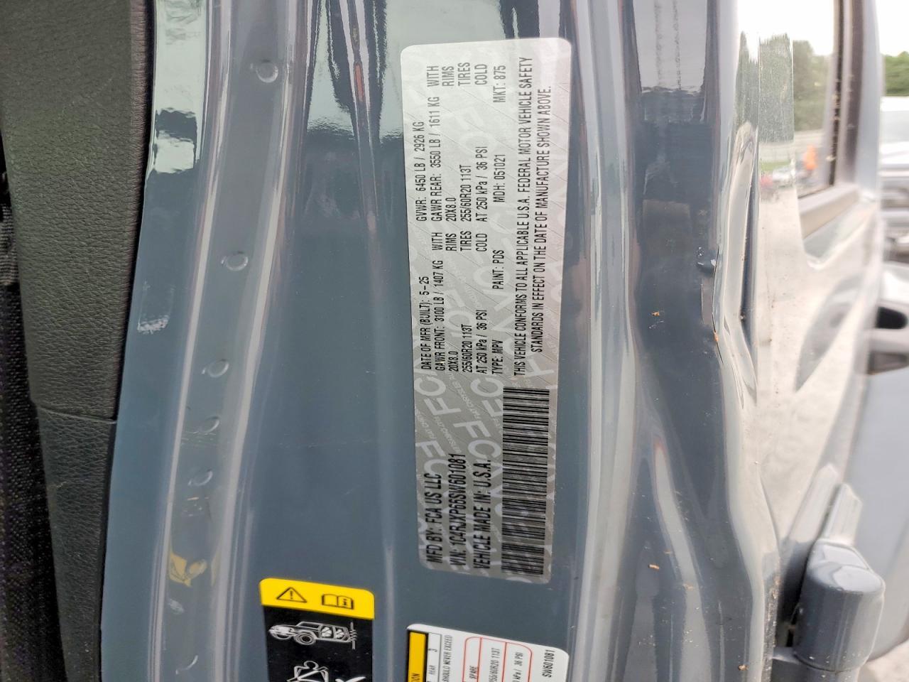 2025 JEEP WRANGLER SAHARA 4XE — Фото 13 из 13