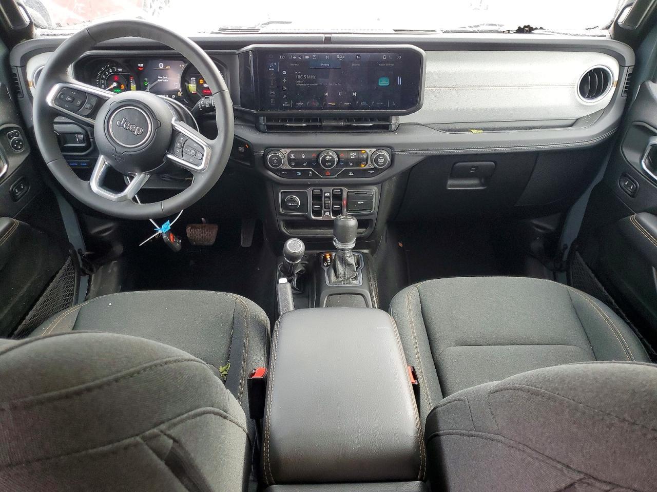 2025 JEEP WRANGLER SAHARA 4XE — Фото 8 из 13