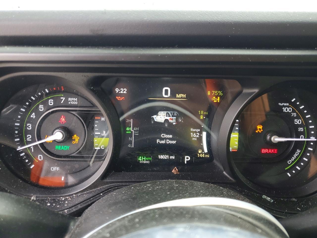 2025 JEEP WRANGLER SAHARA 4XE — Фото 9 из 13