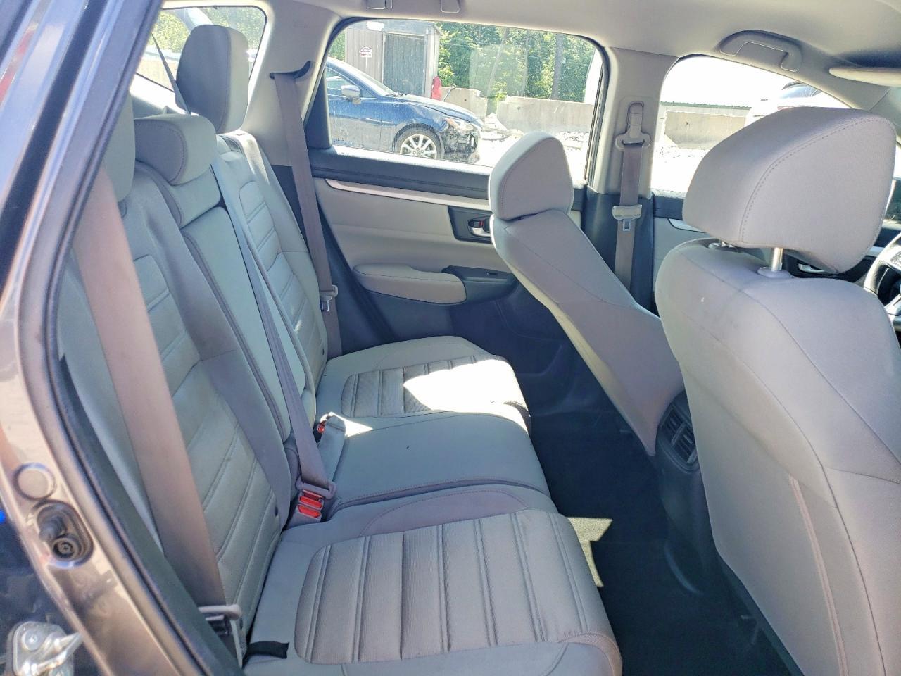 2017 HONDA CR-V LX — Фото 10 из 12