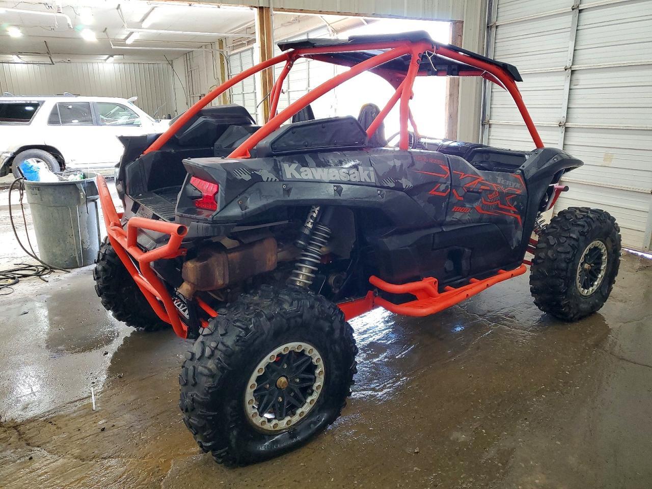 2025 KAWASAKI TERYX UTILITY VEHICLE — Фото 4 из 10