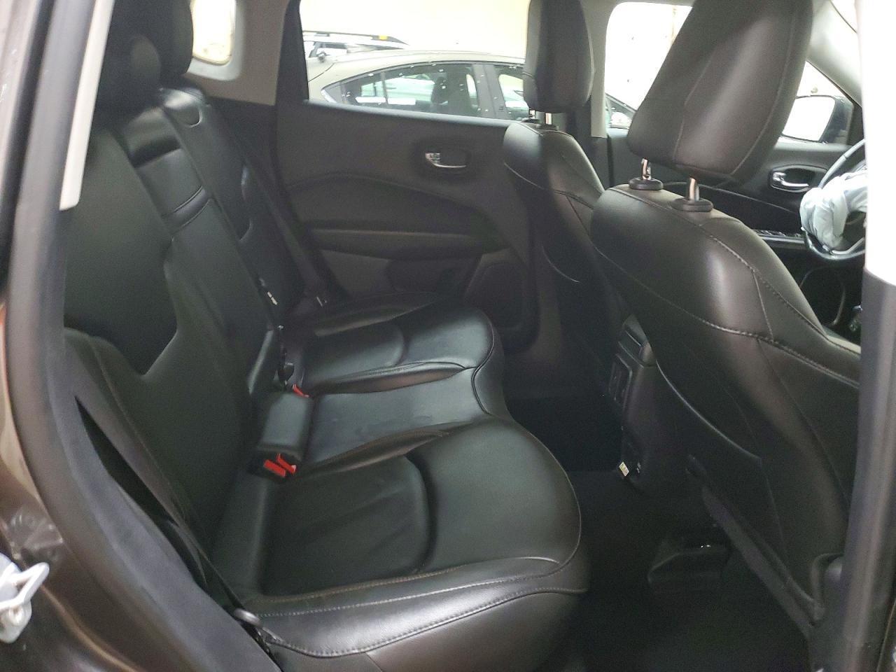 2020 JEEP COMPASS LIMITED — Фото 11 из 13