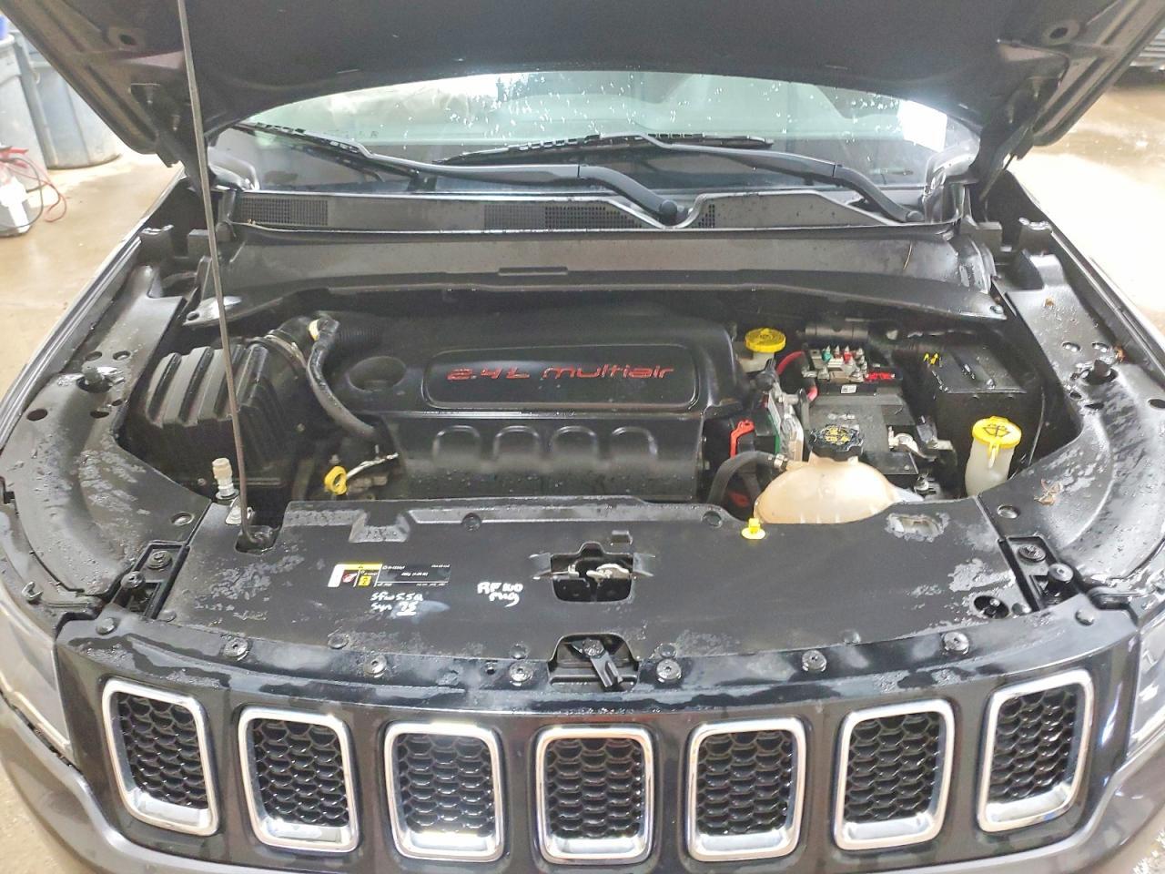 2020 JEEP COMPASS LIMITED — Фото 12 из 13