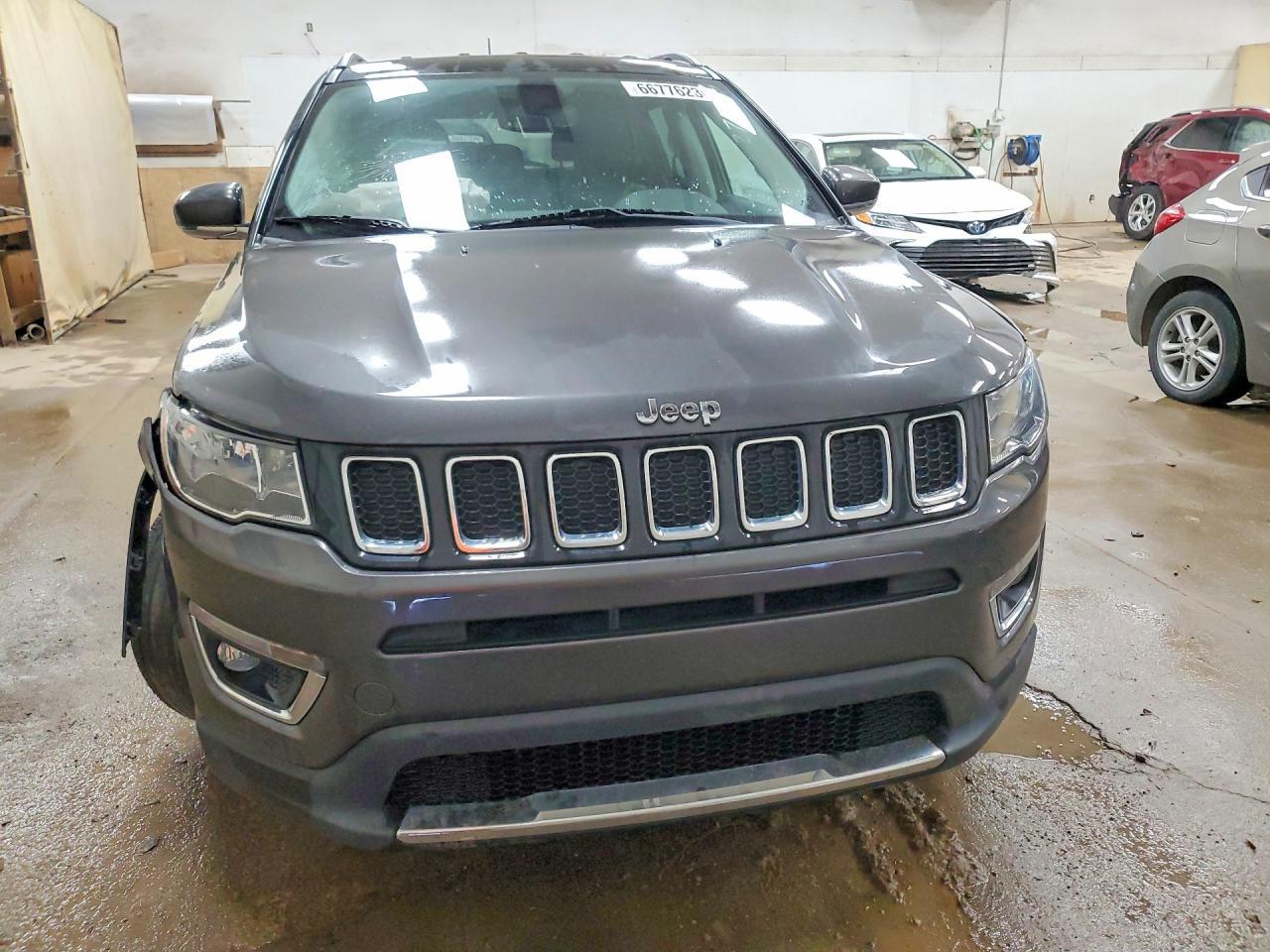 2020 JEEP COMPASS LIMITED — Фото 5 из 13