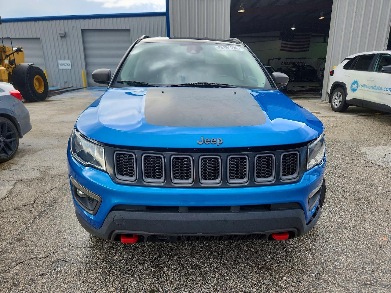 2020 JEEP COMPASS TRAILHAWK — Фото 5 из 13