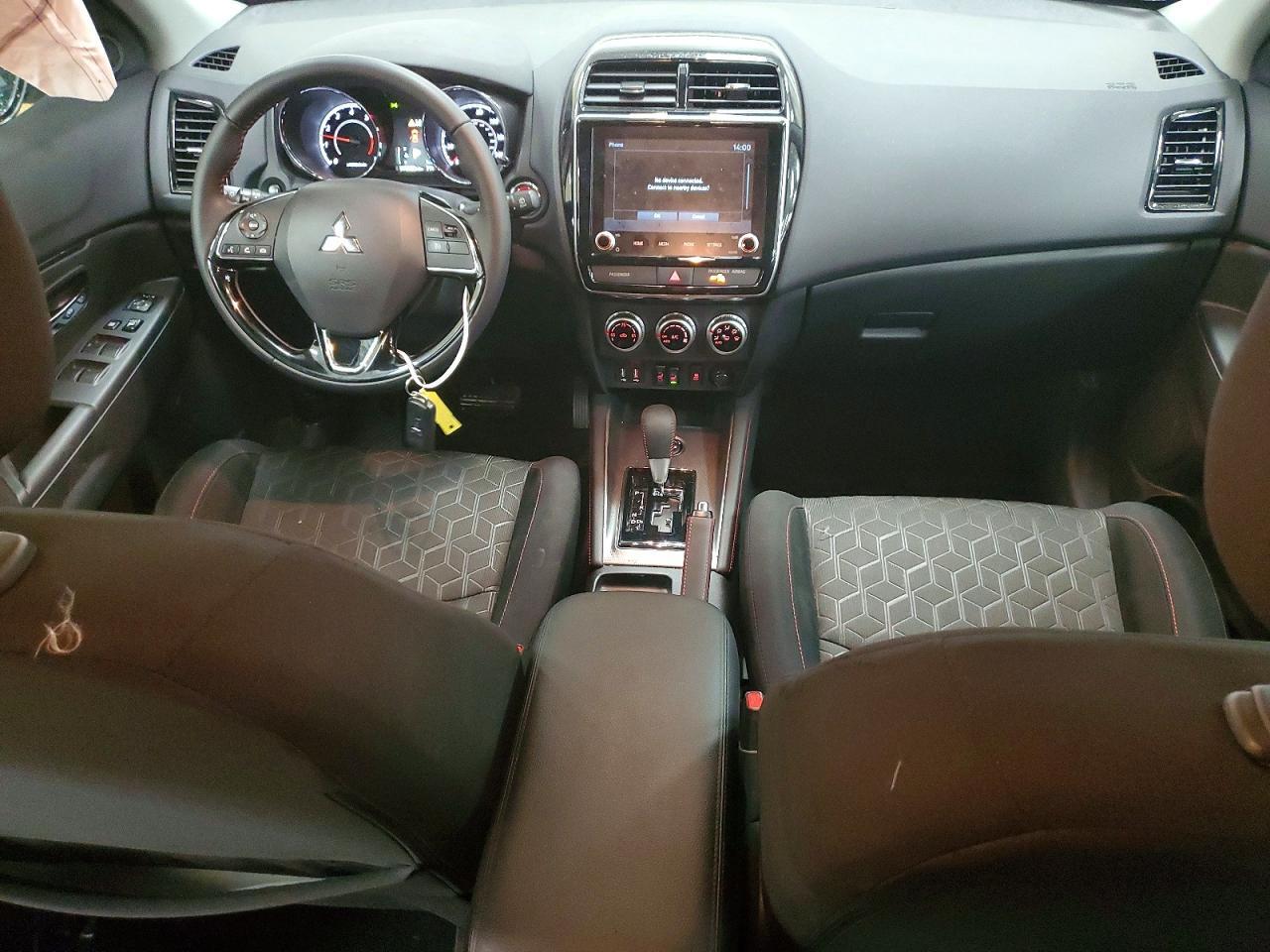 2024 MITSUBISHI OUTLANDER SPORT S/SE — Фото 8 из 13