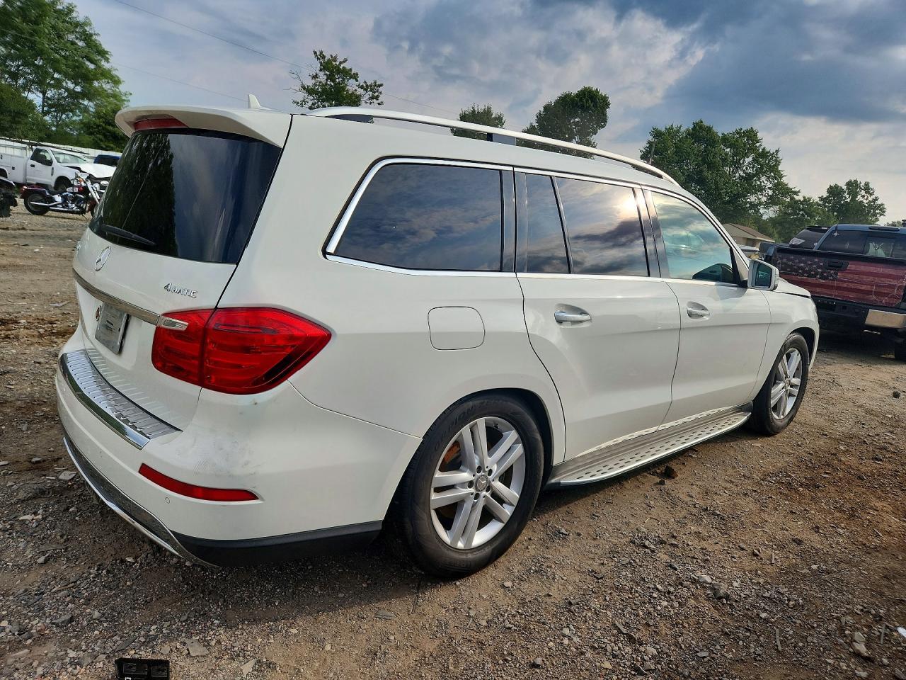 2013 MERCEDES-BENZ GL 450 4MATIC — Фото 3 из 13