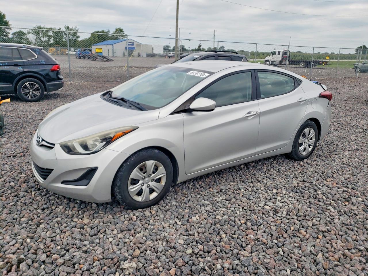 2016 HYUNDAI ELANTRA 5NPDH4AE7GH674199