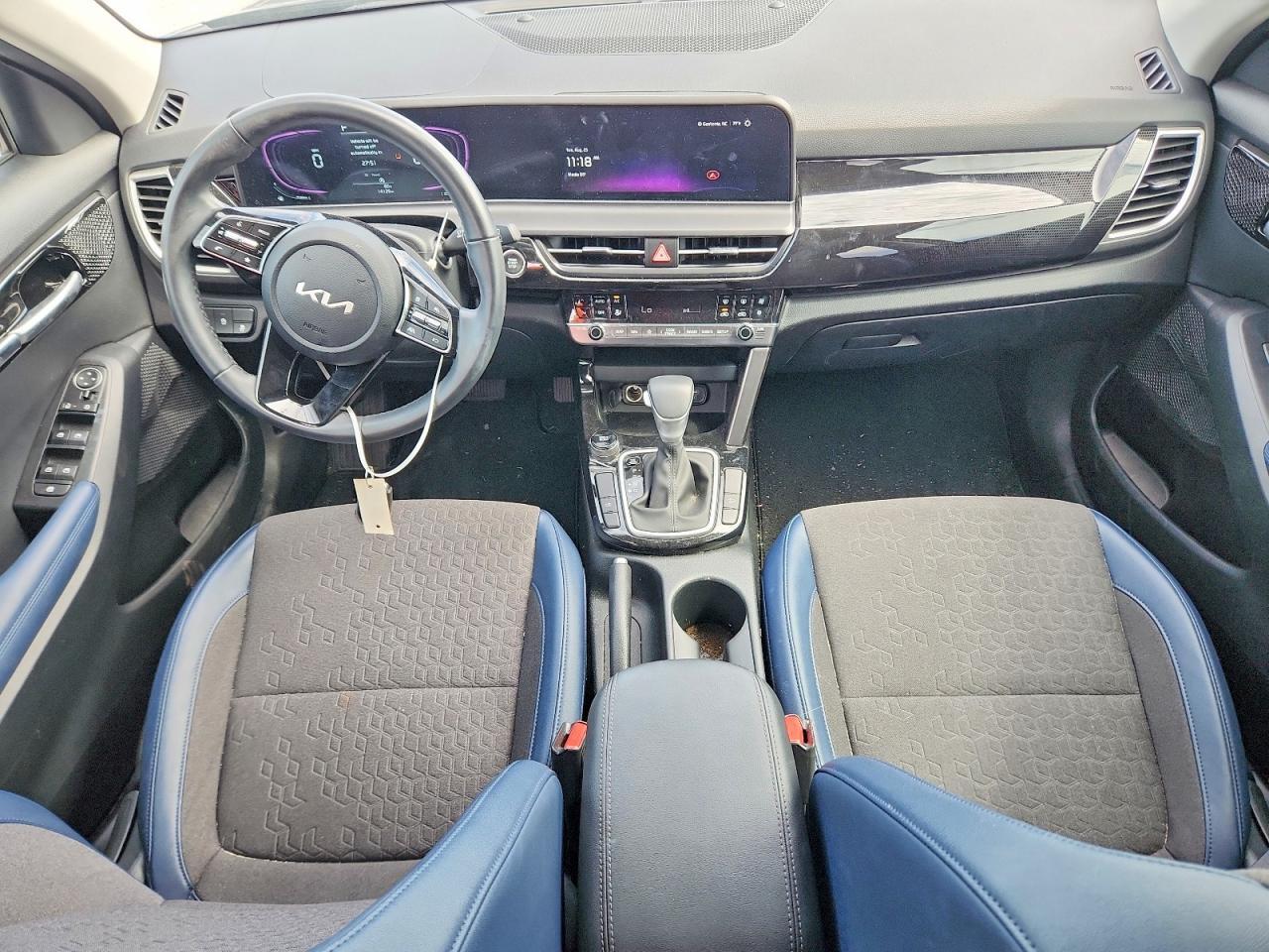 2025 KIA SELTOS S — Фото 8 из 12