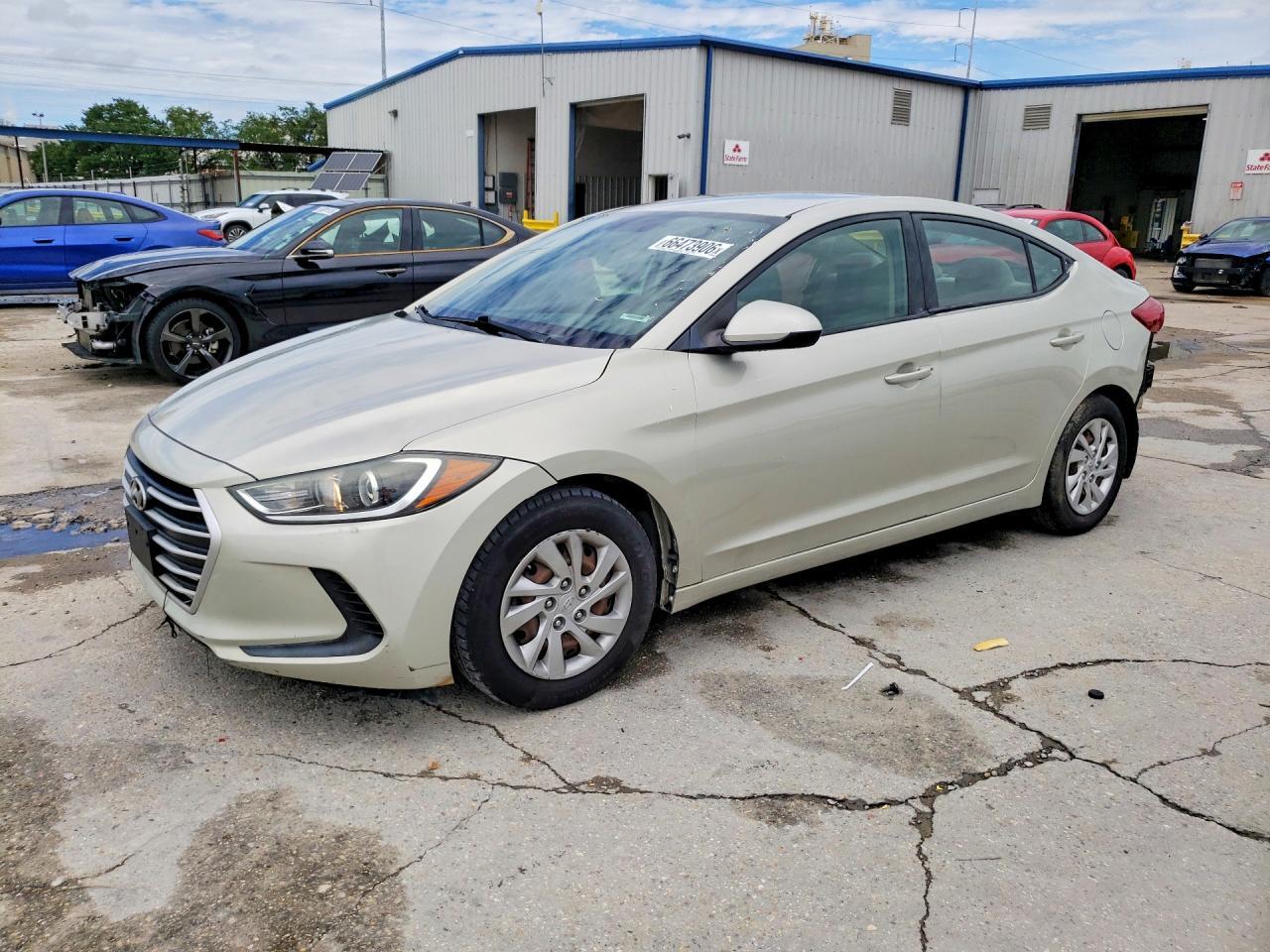 2017 HYUNDAI ELANTRA SE