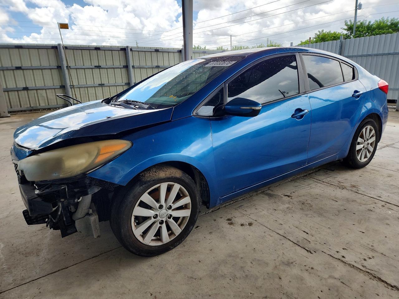 2014 KIA FORTE LX