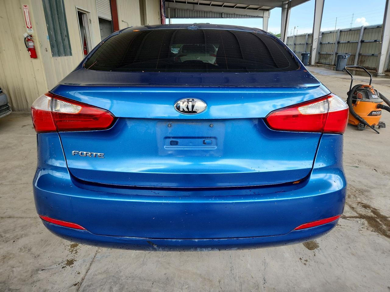 2014 KIA FORTE LX — Фото 6 из 12