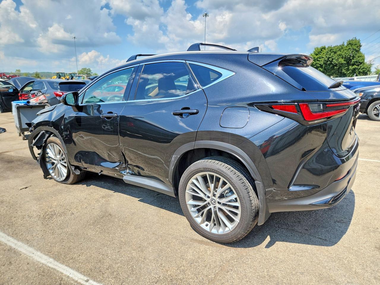 2T2GGCEZ0SC066474 2025 LEXUS NX photo no. 2