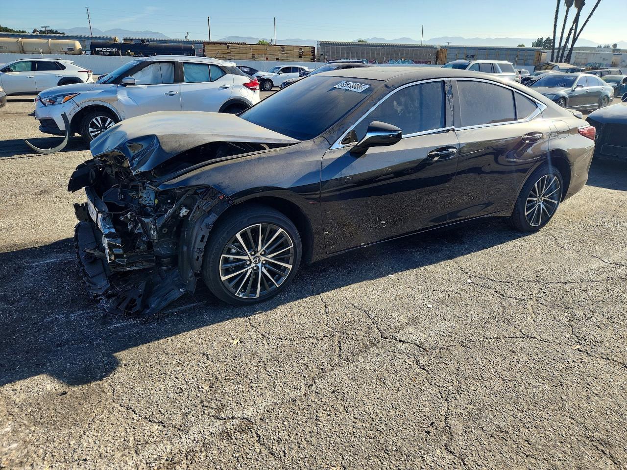 2025 LEXUS ES 300H 58ADA1C16SU075679