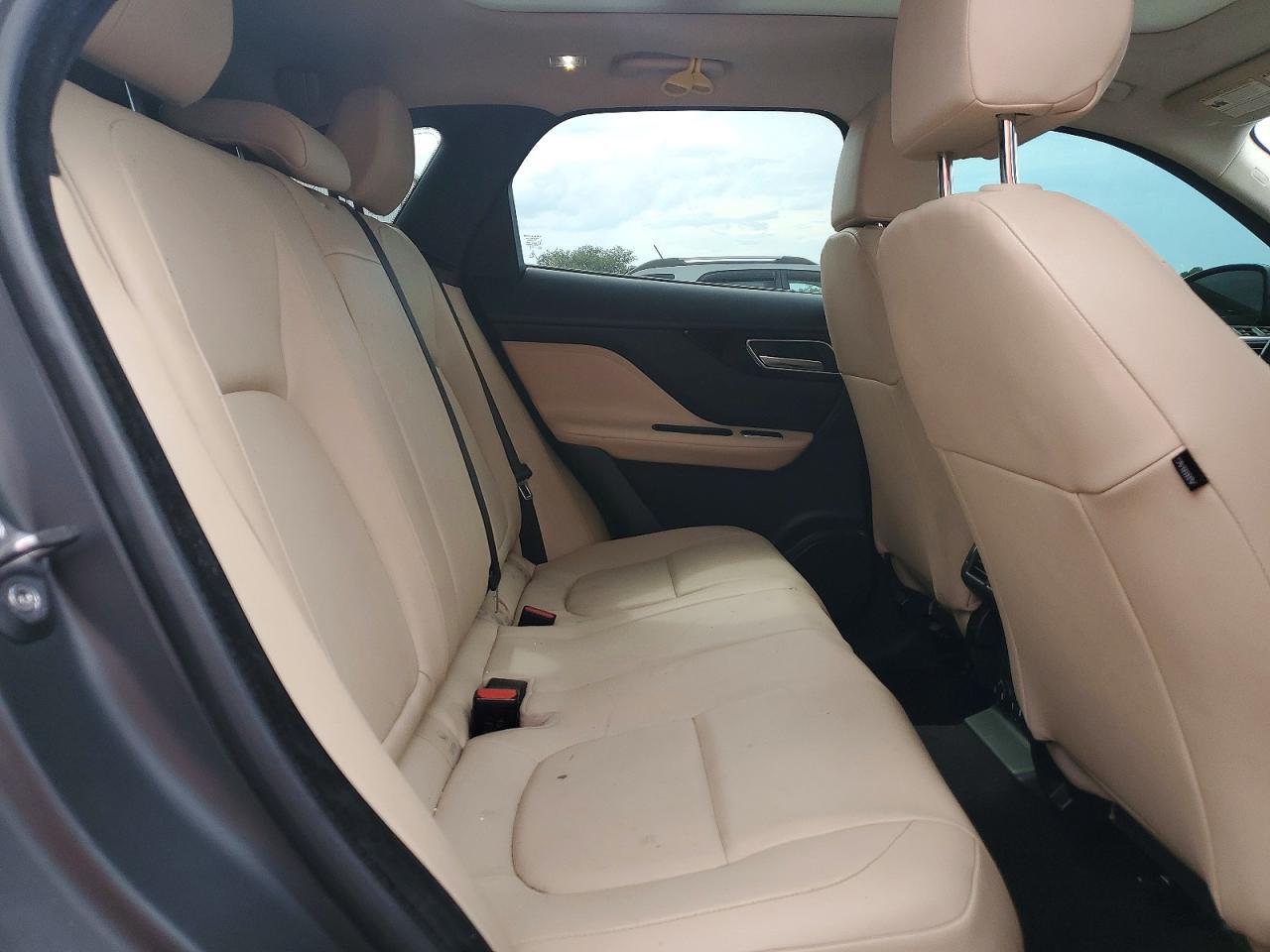 2019 JAGUAR F-PACE PREMIUM — Фото 10 из 13