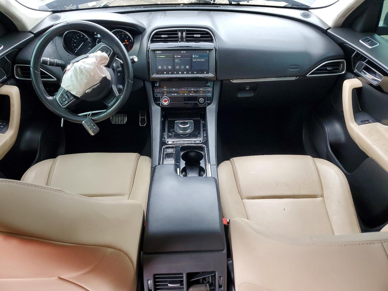 2019 JAGUAR F-PACE PREMIUM — Фото 8 из 13