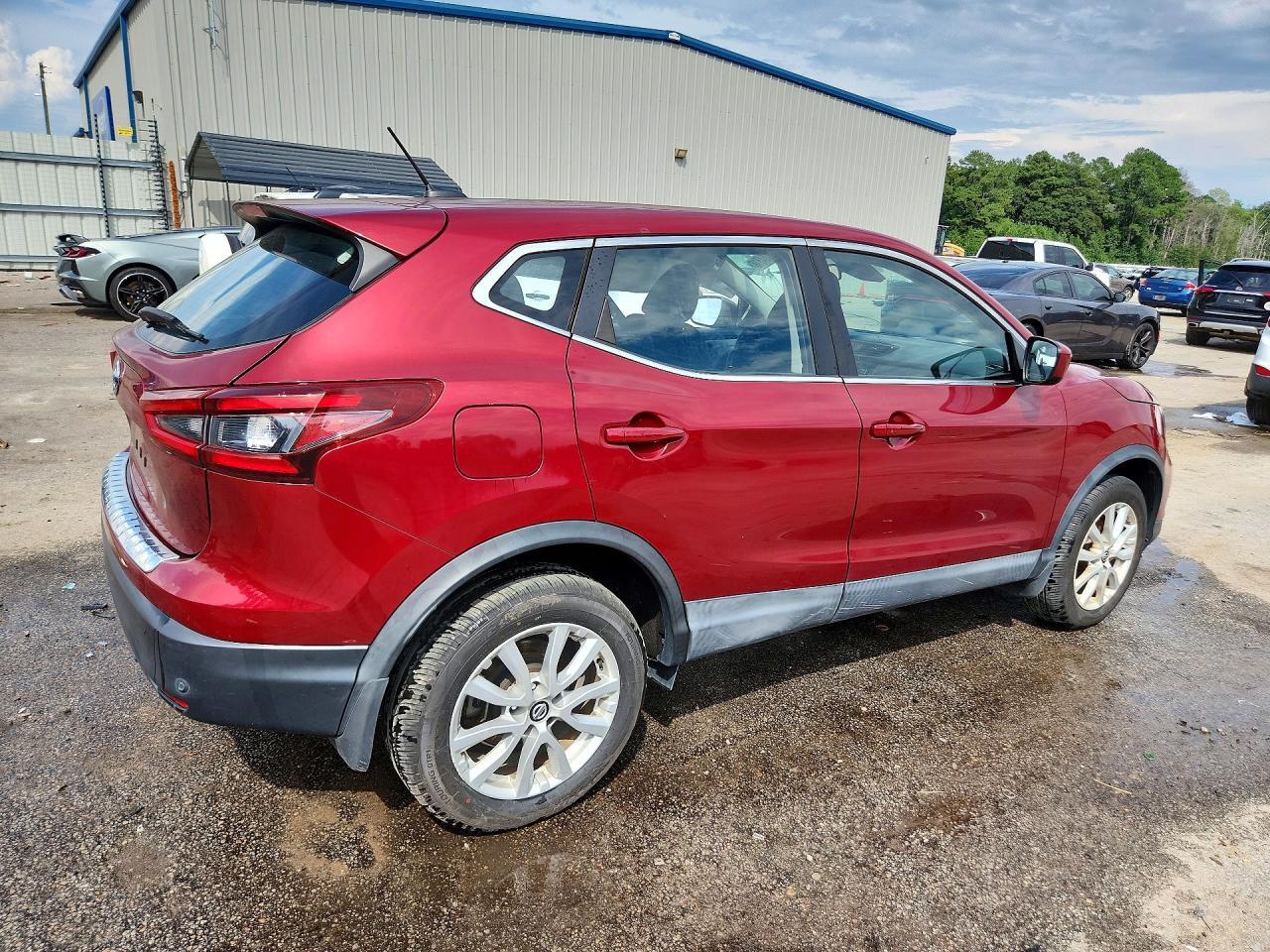 2020 NISSAN ROGUE SPORT S — Фото 3 из 13