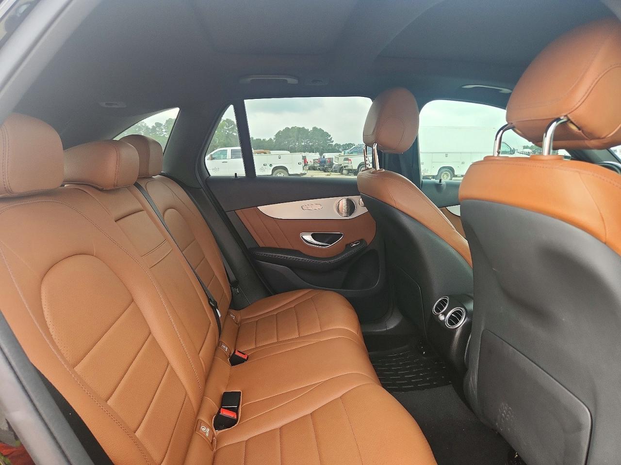 2021 MERCEDES-BENZ GLC 300 4MATIC — Фото 11 из 13