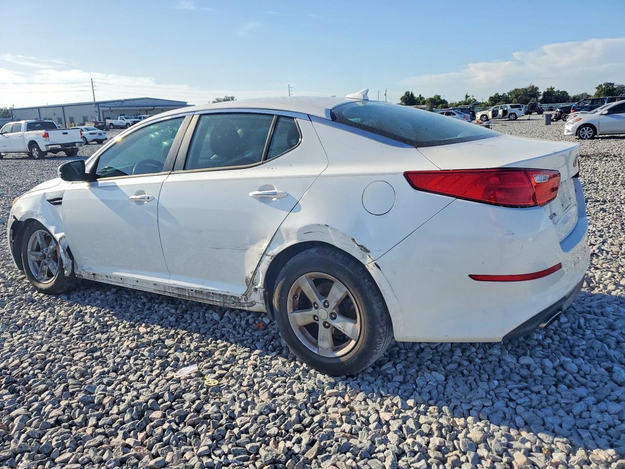 2015 KIA OPTIMA LX — Фото 2 из 13