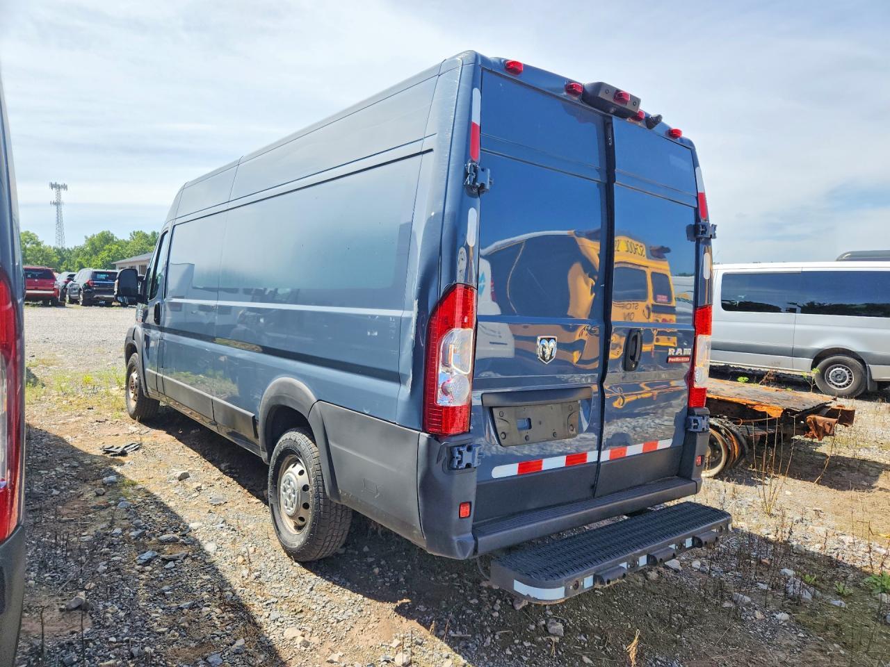 2021 RAM PROMASTER - DELIVERY VAN — Фото 2 из 13