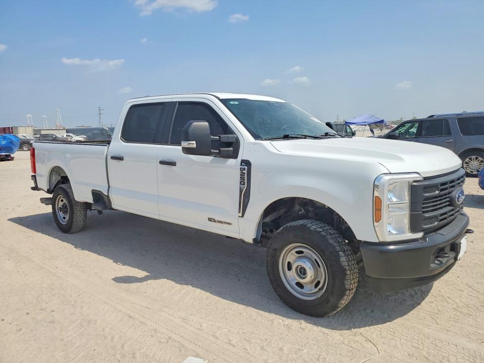 2024 FORD F250 SUPER DUTY — Фото 4 из 12