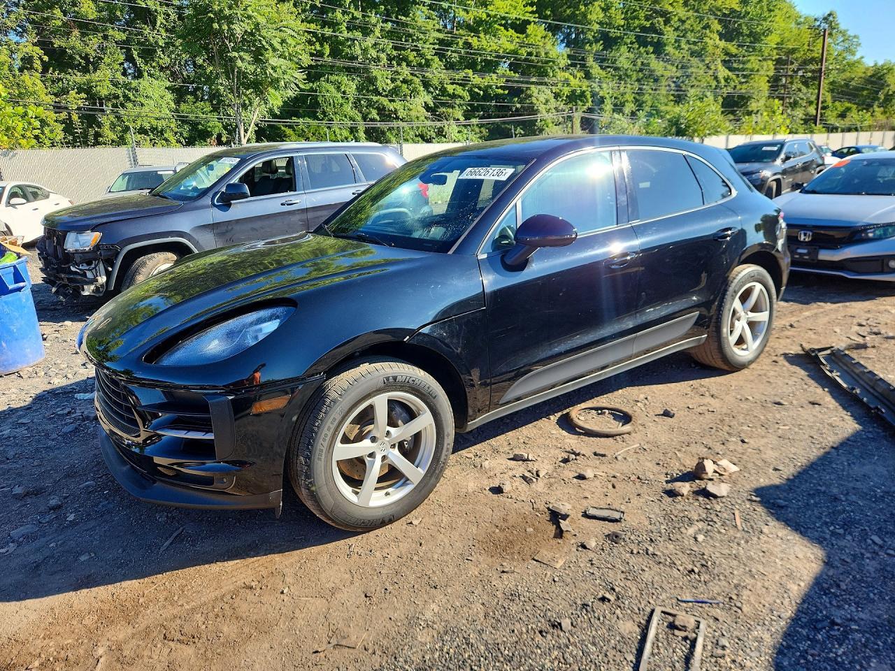 2020 PORSCHE MACAN WP1AA2A50LLB13424