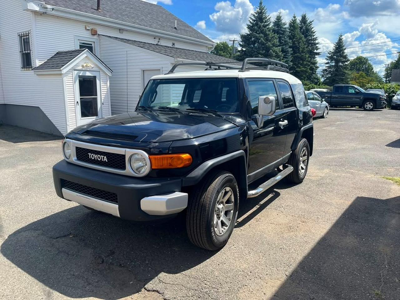 2014 TOYOTA FJ CRUISER JTEBU4BF5EK181058