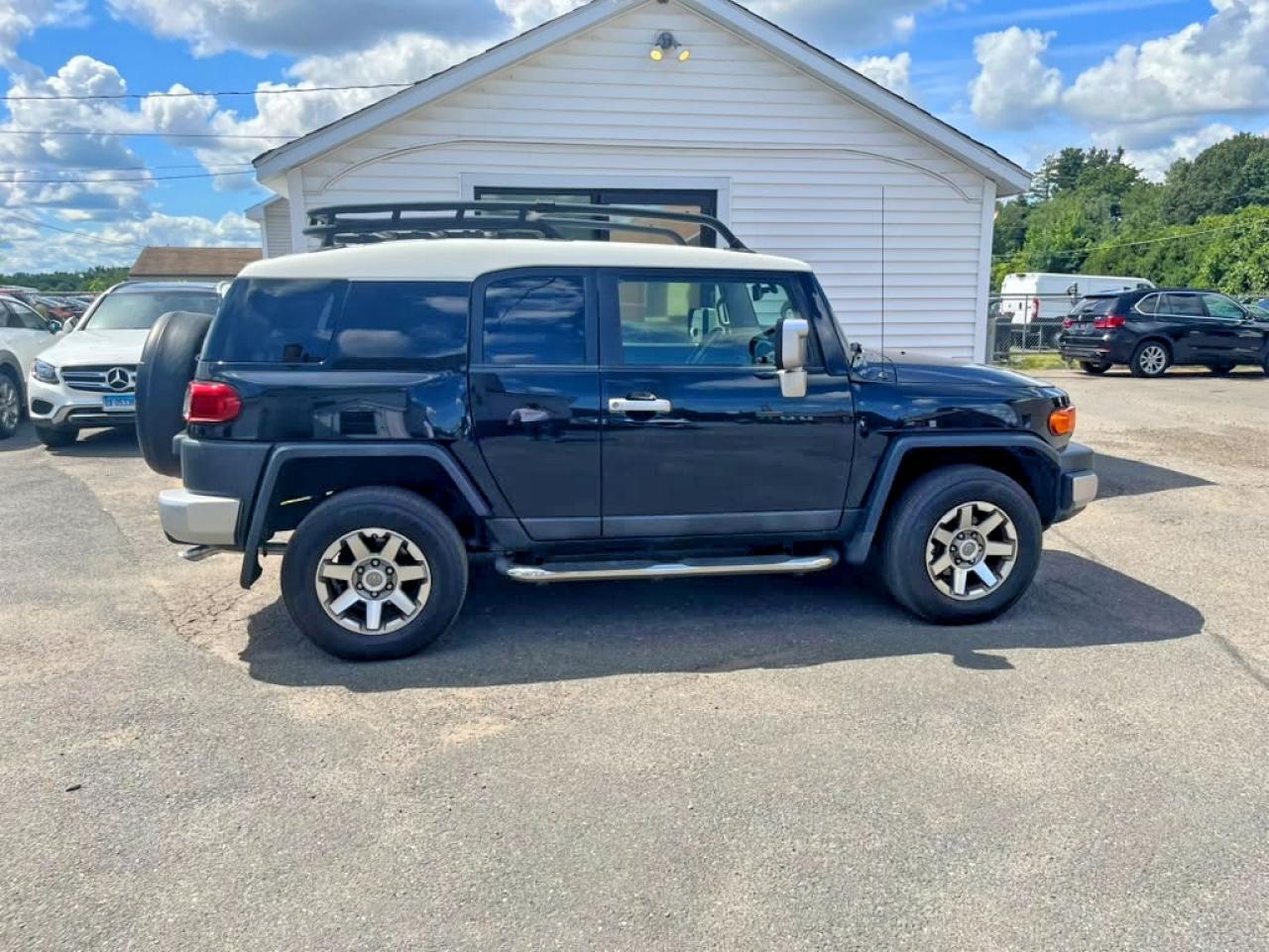 JTEBU4BF5EK181058 2014 TOYOTA FJ CRUISER photo no. 6