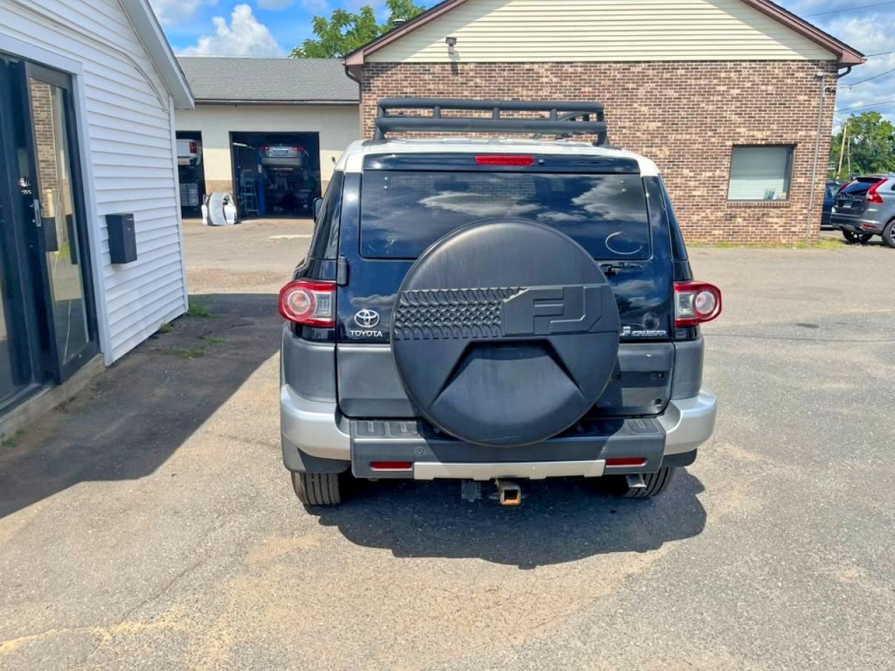 JTEBU4BF5EK181058 2014 TOYOTA FJ CRUISER photo no. 7