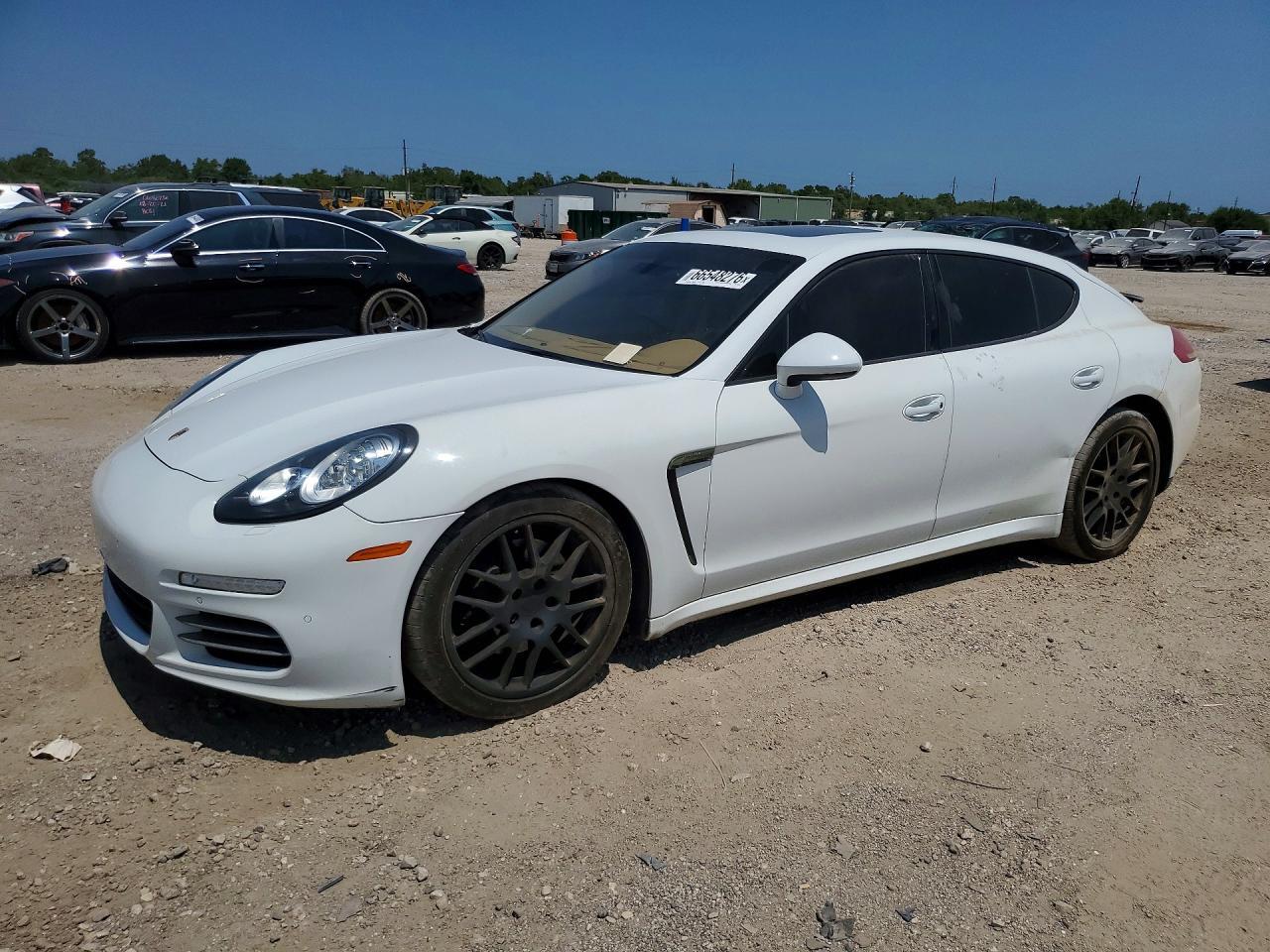 2015 PORSCHE PANAMERA WP0AA2A77FL000528