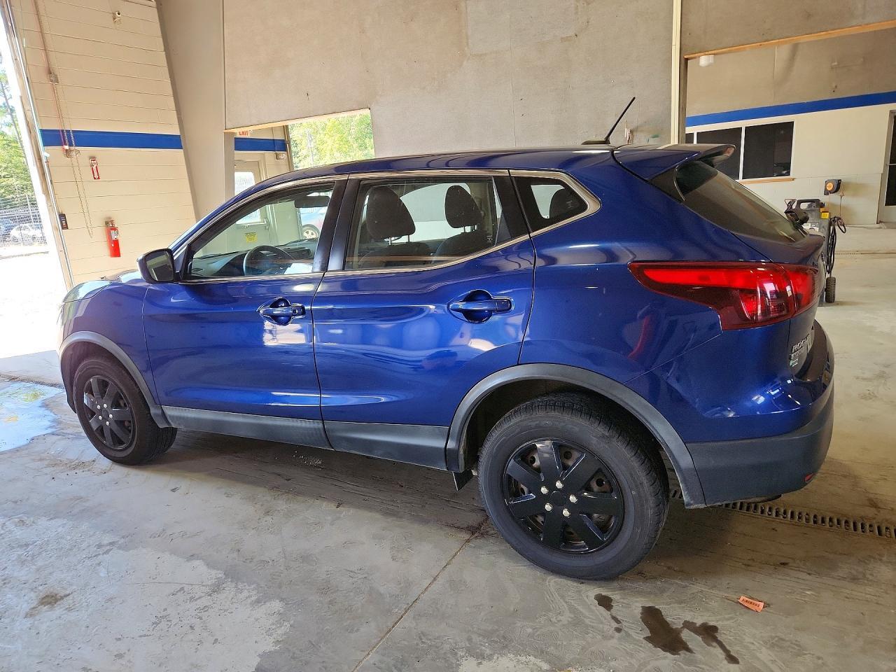 2018 NISSAN ROGUE SPORT S — Фото 2 из 13
