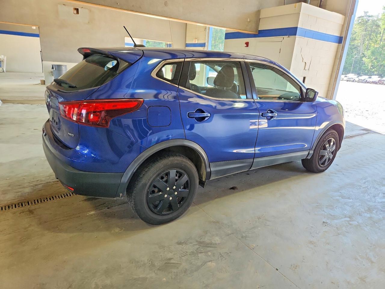 2018 NISSAN ROGUE SPORT S — Фото 3 из 13