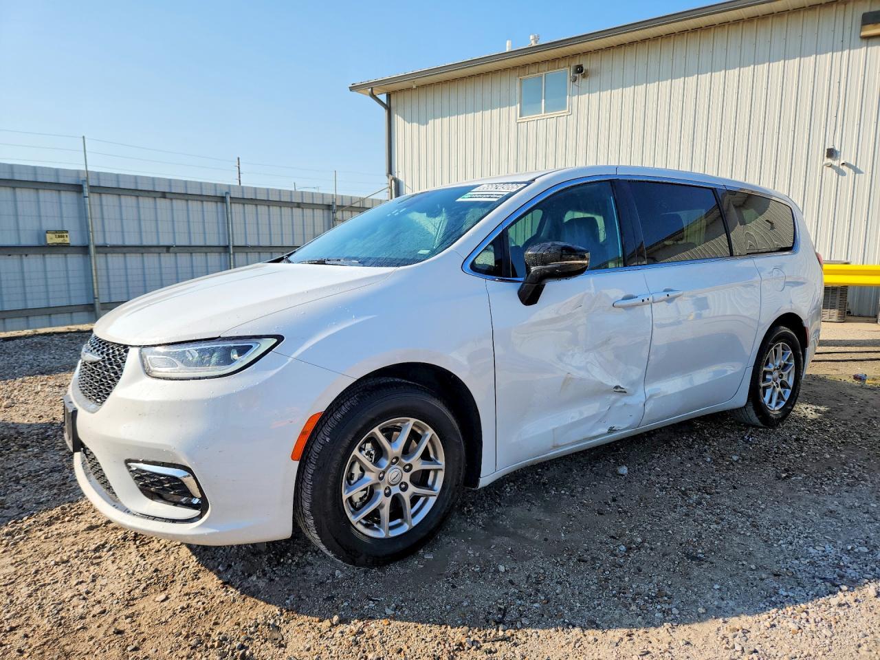 2026 CHRYSLER PACIFICA 2C4RC1BG2TR283560
