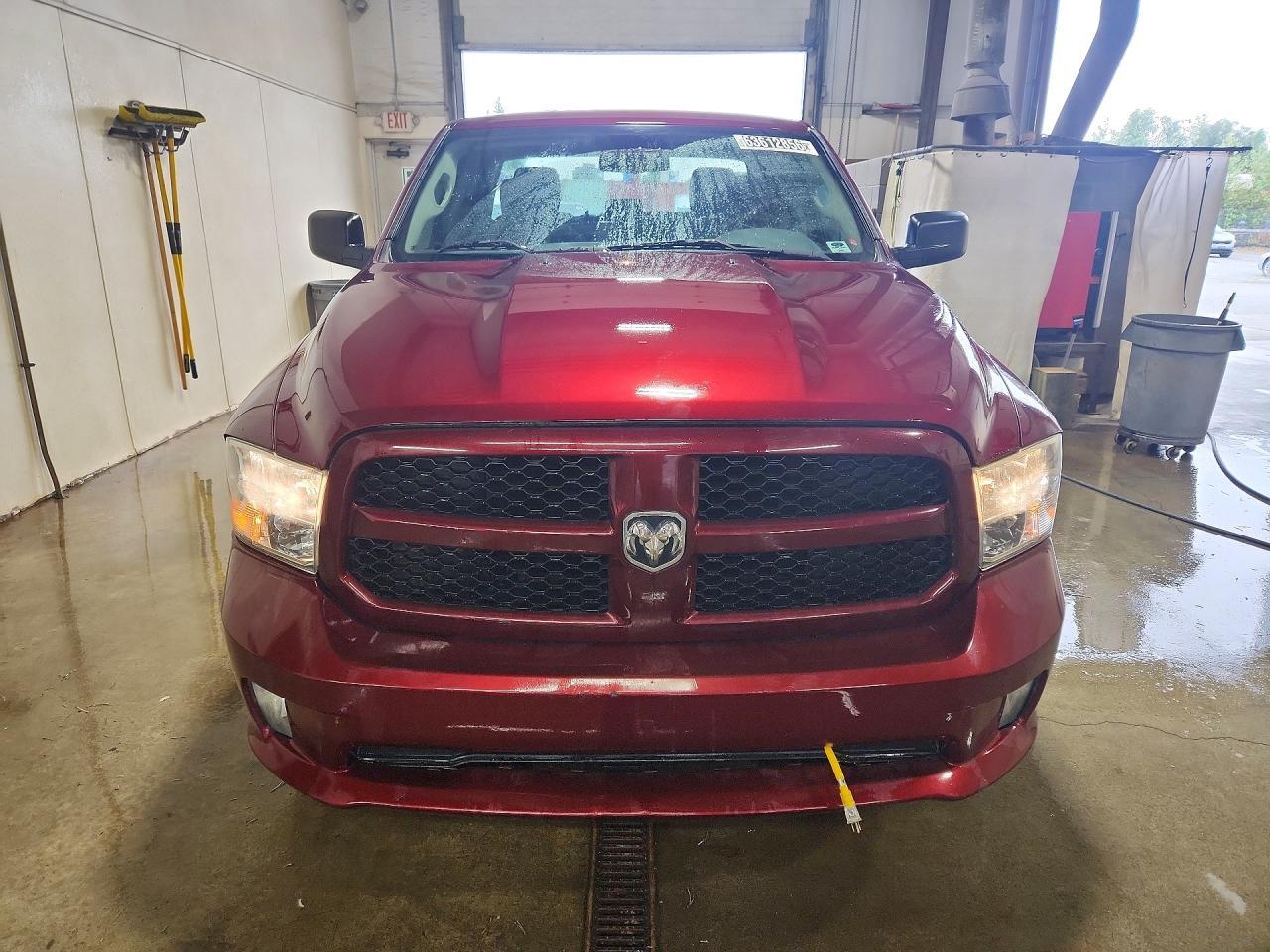2018 RAM 1500 ST — Фото 5 из 12