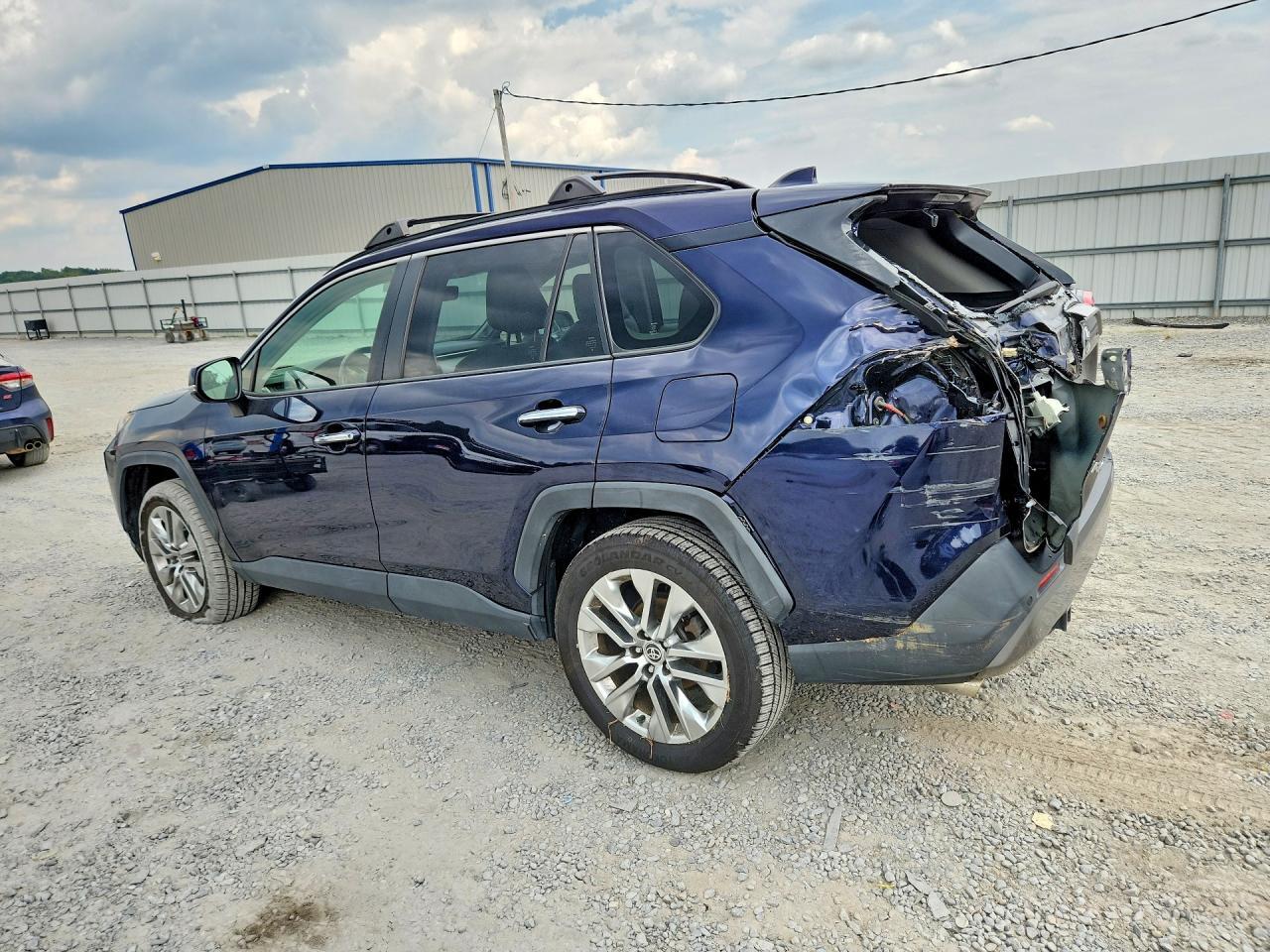 2020 TOYOTA RAV4 LIMITED — Фото 2 из 13