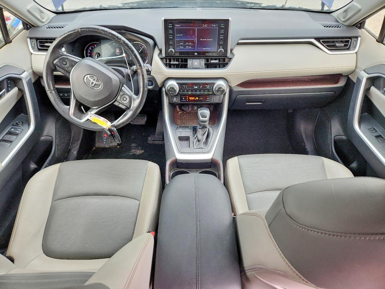 2020 TOYOTA RAV4 LIMITED — Фото 8 из 13