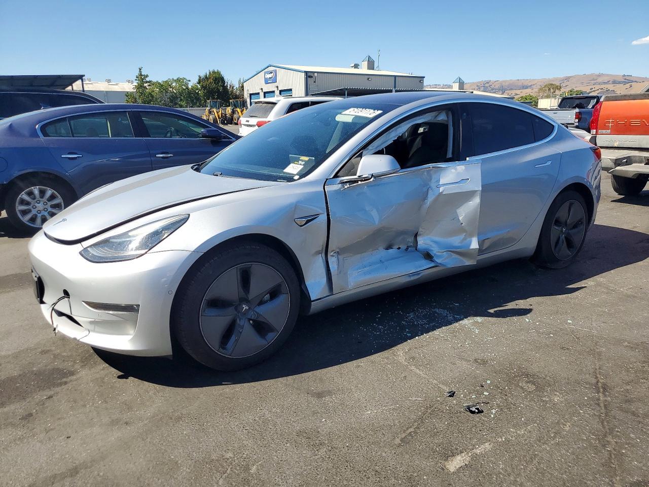 2018 TESLA MODEL 3 5YJ3E1EA5JF007003