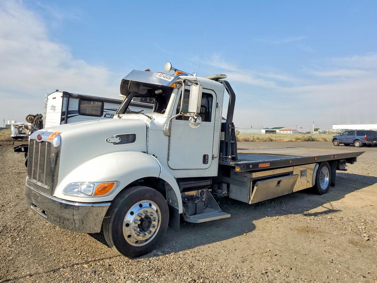 2016 PETERBILT 337 2NP2HM6X7GM337428