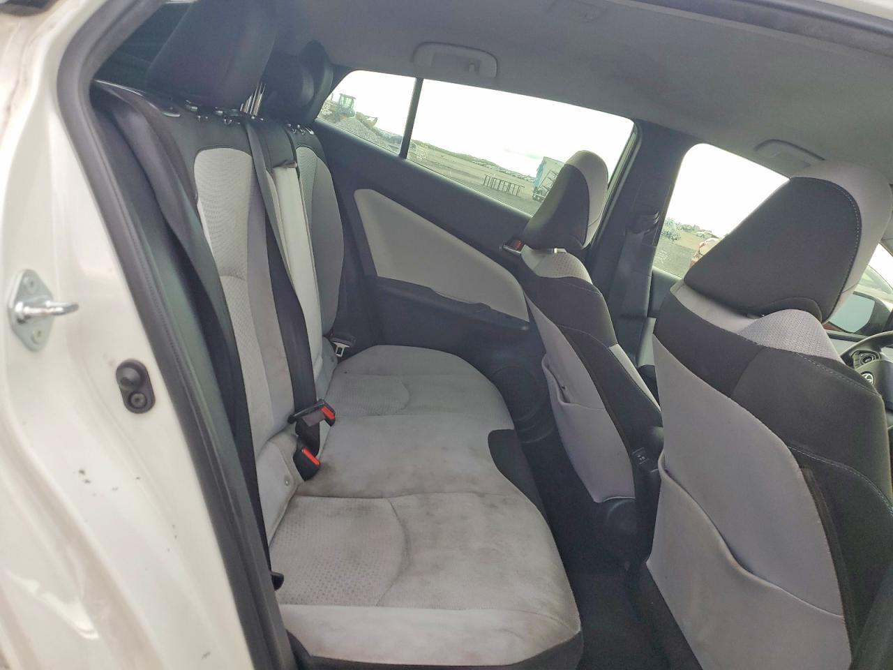 JTDKARFU6K3086047 2019 TOYOTA PRIUS photo no. 10