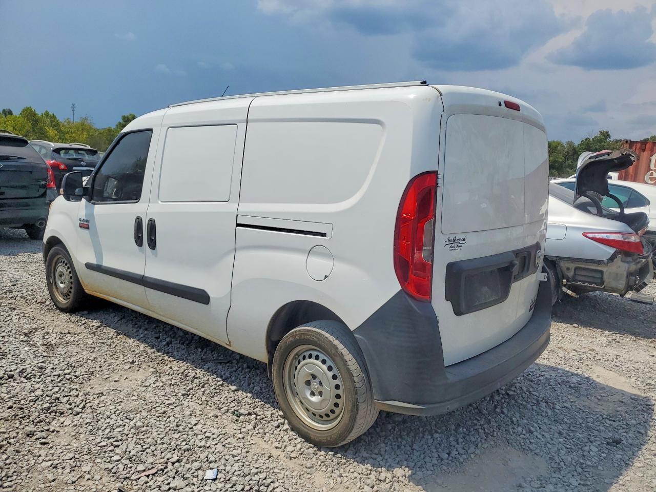 2017 RAM PROMASTER CITY — Фото 2 из 13